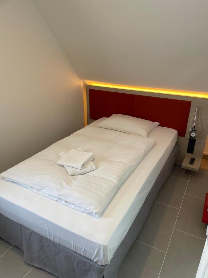 Pension Wob Wolfsburg Esterno foto