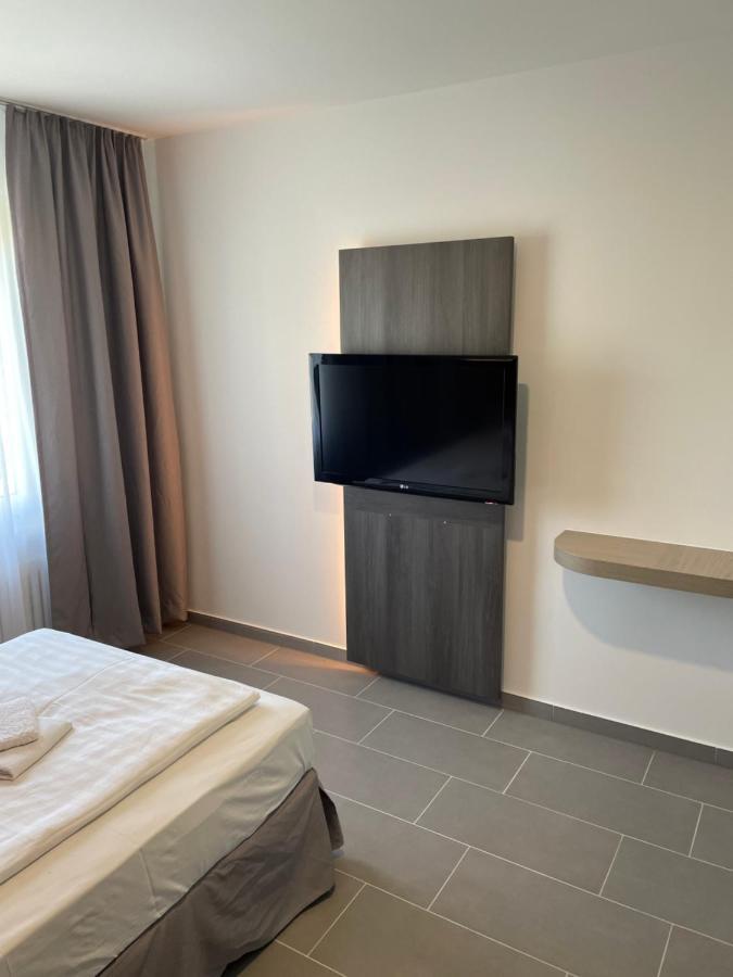 Pension Wob Wolfsburg Esterno foto