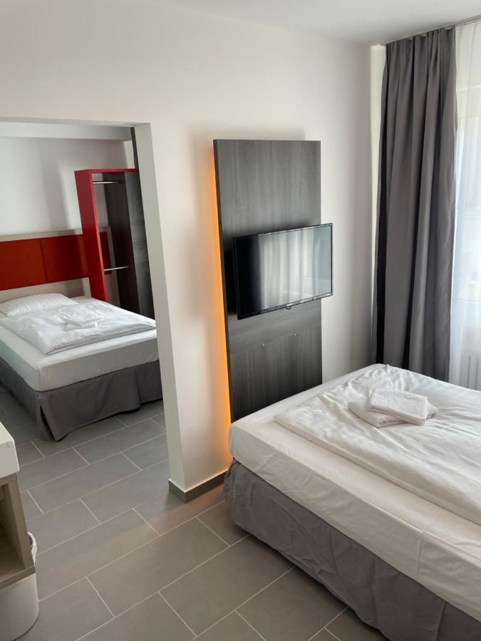 Pension Wob Wolfsburg Esterno foto