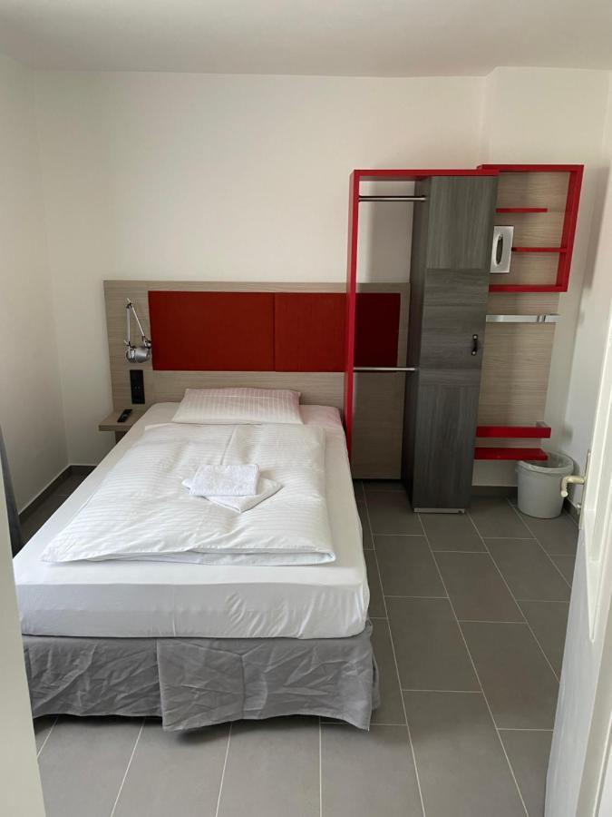 Pension Wob Wolfsburg Esterno foto